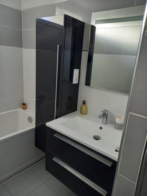 Maison Au Pied Des Cevennes Rousson  Ngoại thất bức ảnh